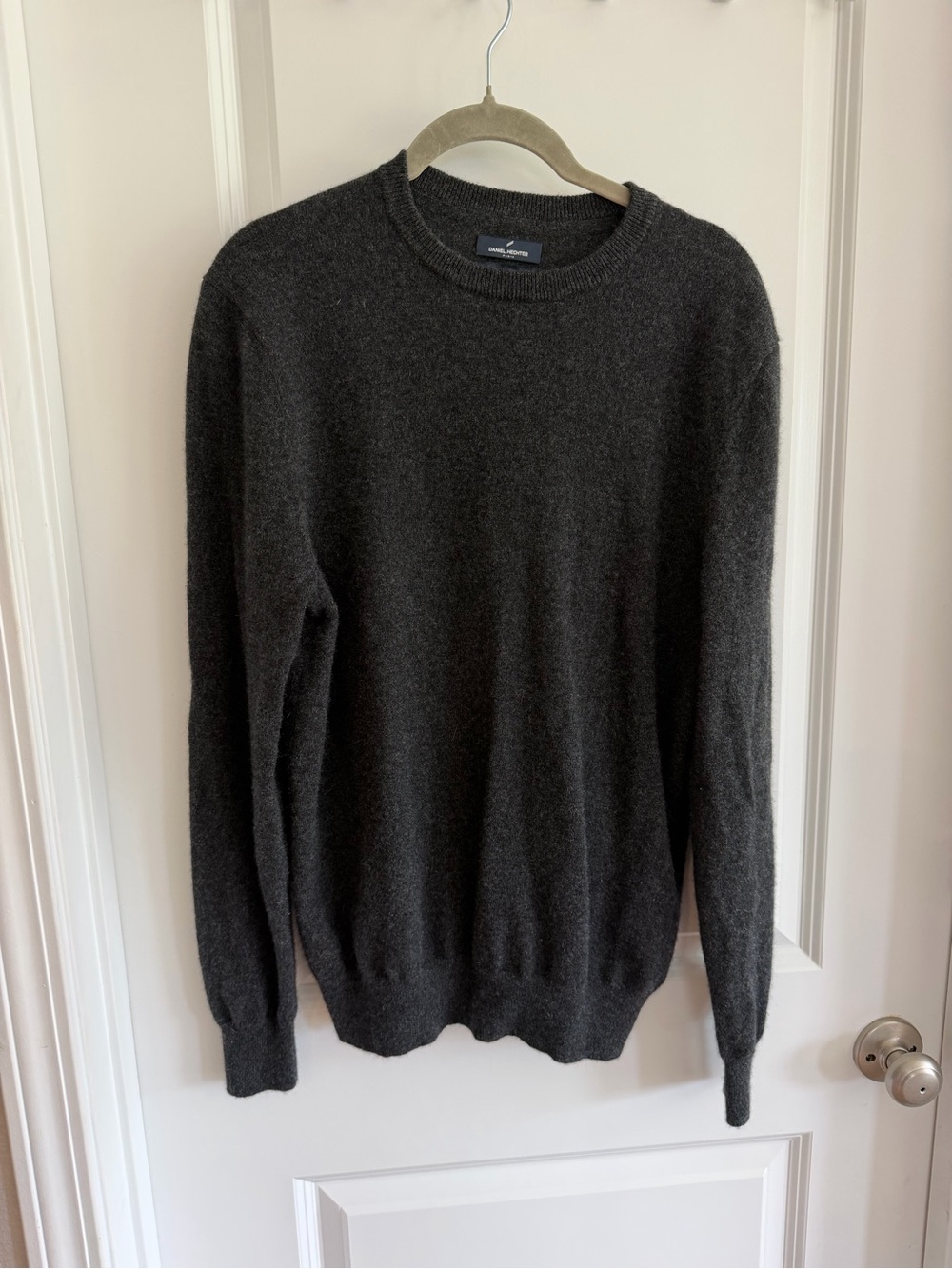 Daniel Hechter Cashmere Crewneck Sweater sz Md Charcoal Gray 2 Ply Soft Preppy
